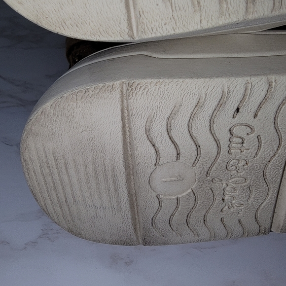 cat&jack size 1 leather boots - Picture 9 of 10